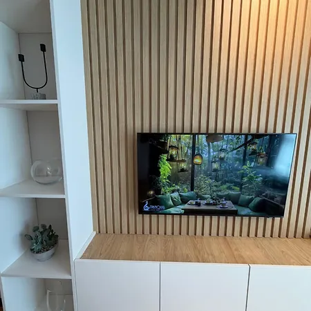 Apartman Portofino Cozy Near Metro Working Desk W Wifi Szófia